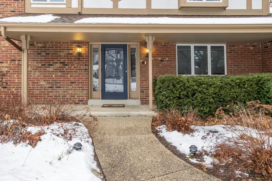 20960 Coventry DRIVE, Brookfield, WI 53045 - Image #2