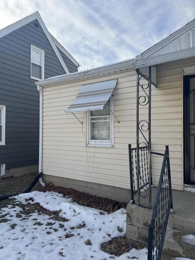 4877 N 40th STREET, Milwaukee, WI 53209 - #2