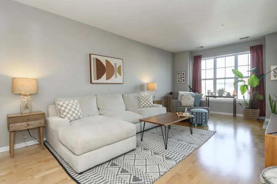 3930 S Lake DRIVE #302, Saint Francis, WI 53235 - Image #2