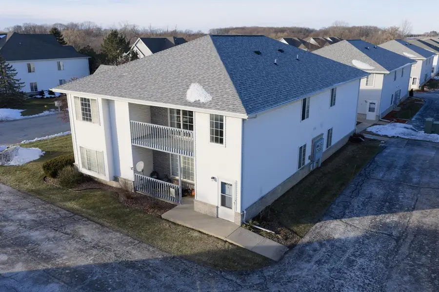 903 Fox Creek DRIVE #3, Watertown, WI 53098 - #2