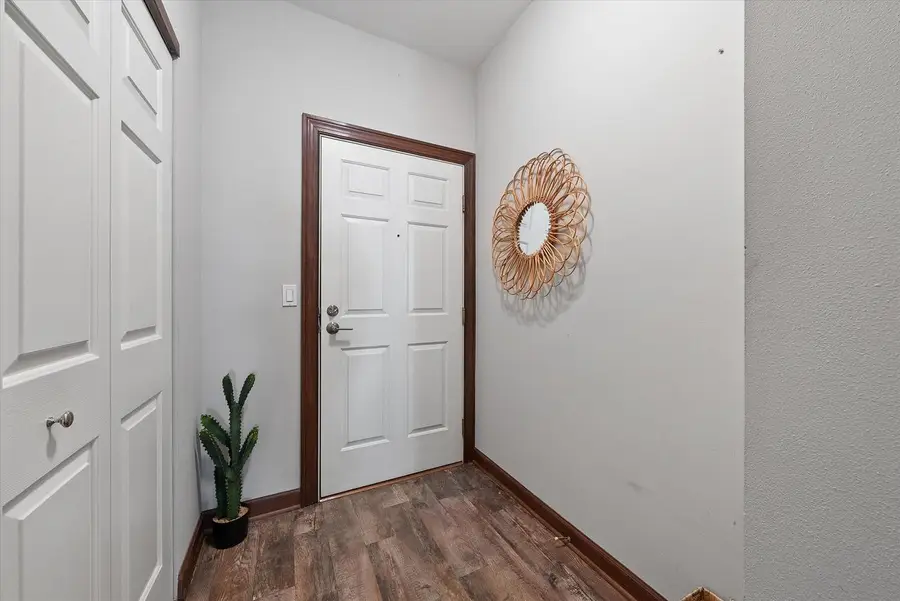 7224 W State STREET, Wauwatosa, WI 53213 - Image #3