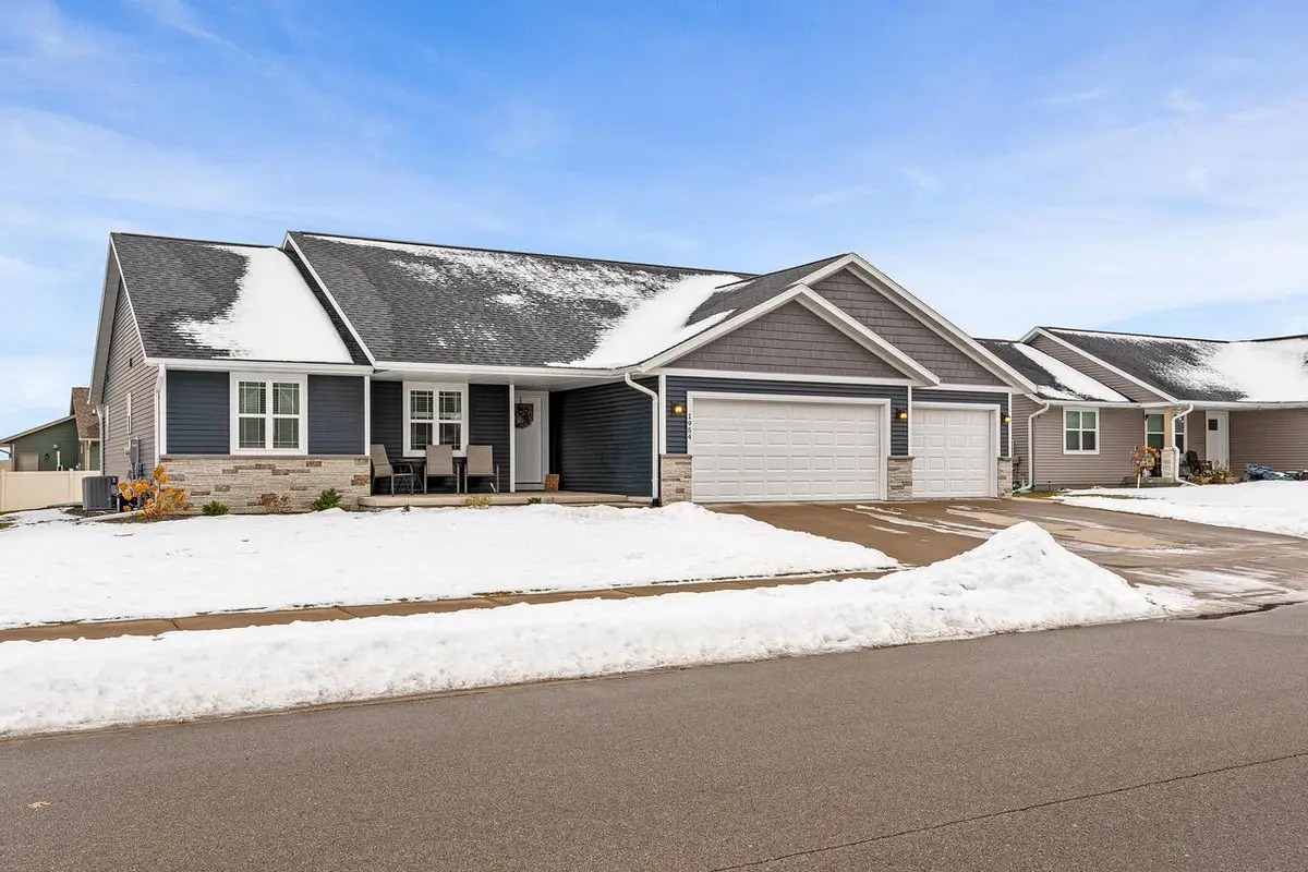 1954 McGilvray WAY, Holmen, WI 54636 - #1