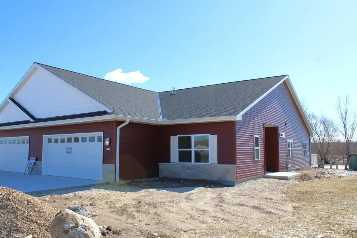 1320 Kettle DRIVE, Kewaskum, WI 53040 - #1