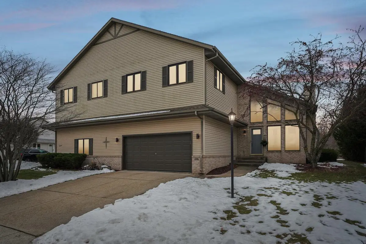 2245 Patrick LANE, Waukesha, WI 53188 - Image #1