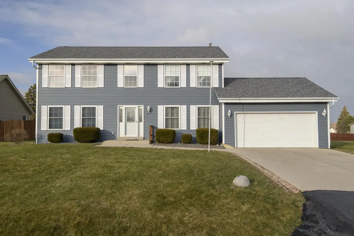 3212 Redbird LANE, Racine, WI 53402 - Image #1