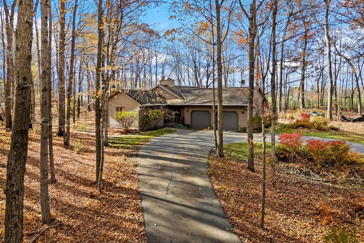 N6720 Hillside ROAD, Sheboygan Falls, WI 53085 - Image #1