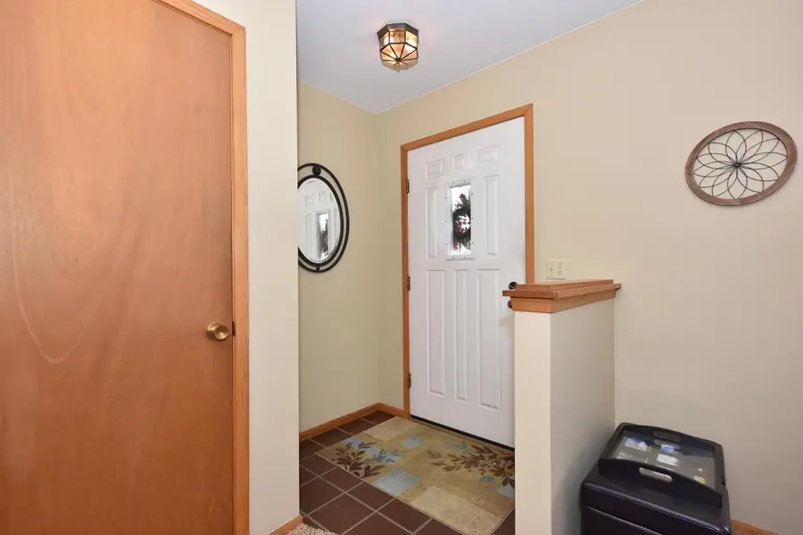 N85W18290 Tyler COURT, Menomonee Falls, WI 53051 - Image #3