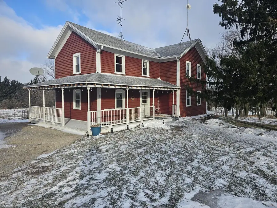 W4568 County Road F, Waldo, WI 53093 - Image #2