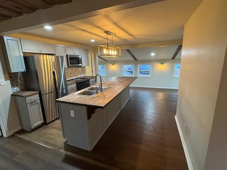 1123 River DRIVE, Burlington, WI 53105 - #2