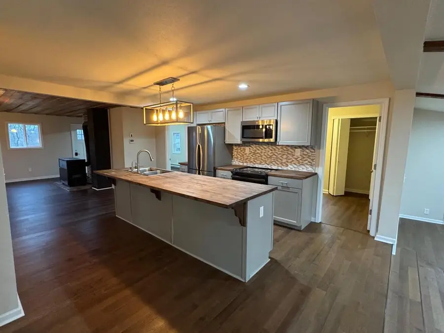 1123 River DRIVE, Burlington, WI 53105 - #3