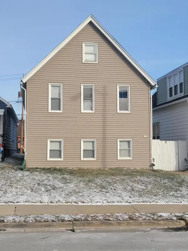 328 W Lincoln AVENUE, Milwaukee, WI 53207