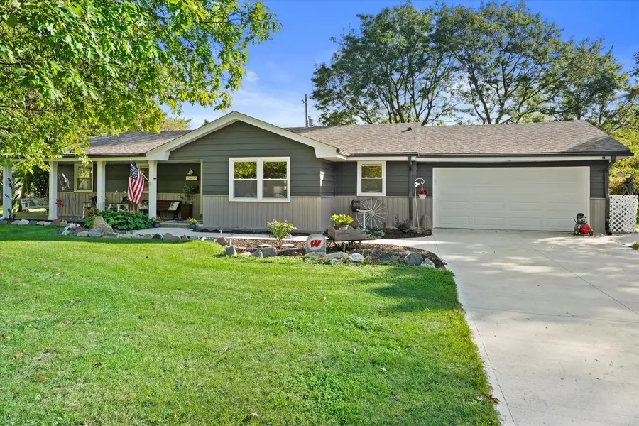 15935 Hill COURT, Brookfield, WI 53005 - Image #2