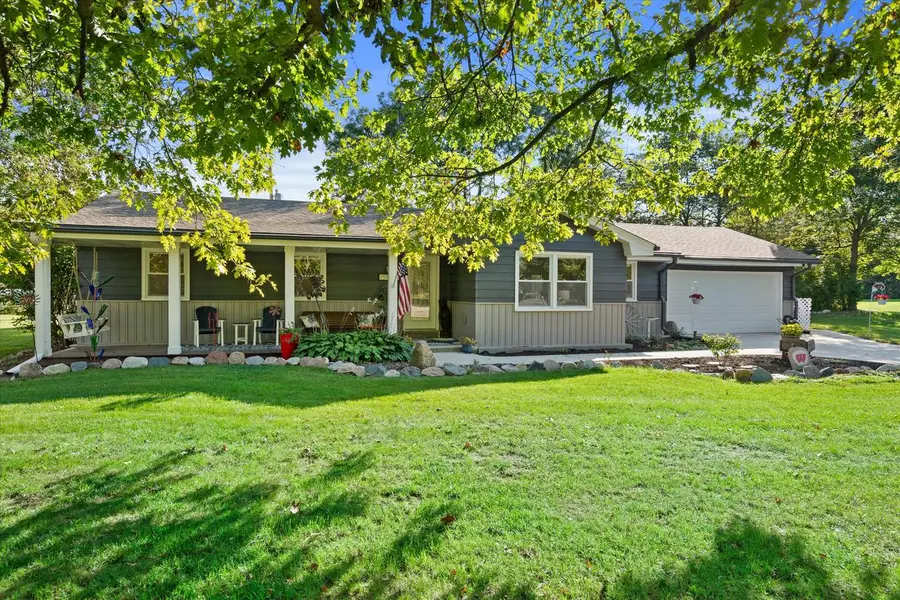 15935 Hill COURT, Brookfield, WI 53005 - Image #3