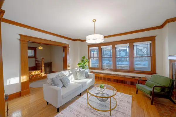 2565 N Humboldt BOULEVARD, Milwaukee, WI 53212