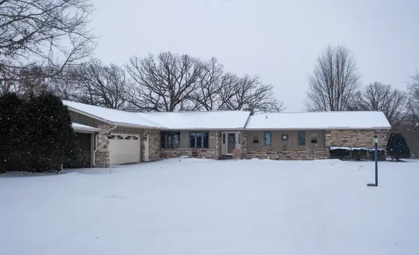 W4978 Valley Creek ROAD, Fond Du Lac, WI 54937