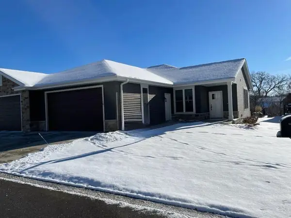 W7986 County Road B #10, Lake Mills, WI 53551