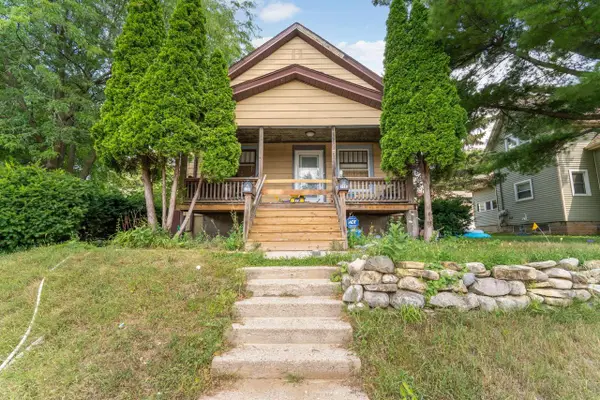 108 Edgewood LANE #108 A, West Bend, WI 53095