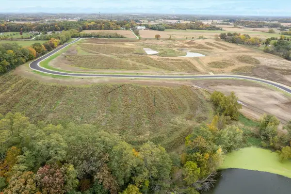 1007 BEERE LANE, Burlington, WI 53105