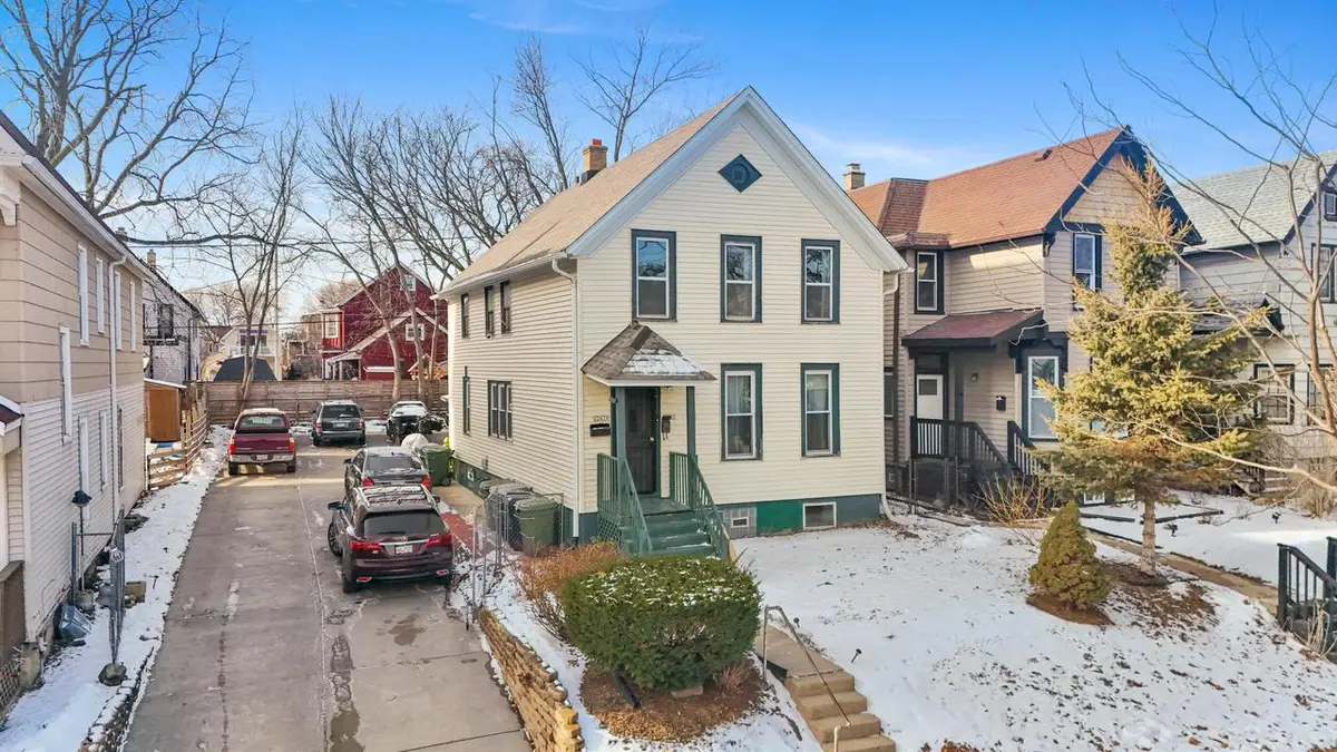 2243 S Woodward STREET, Milwaukee, WI 53207 - #1