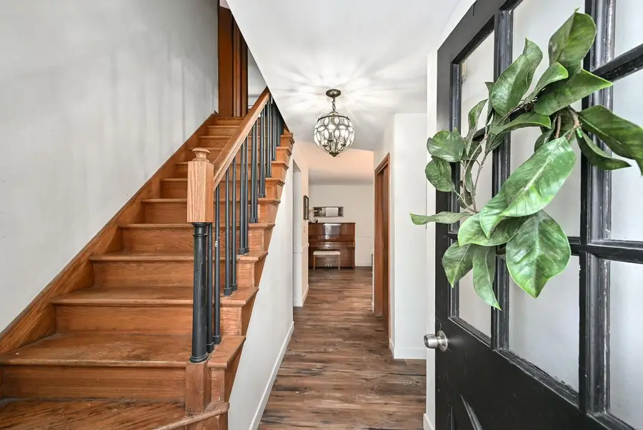 526 W Jefferson STREET, Port Washington, WI 53074 - Image #2