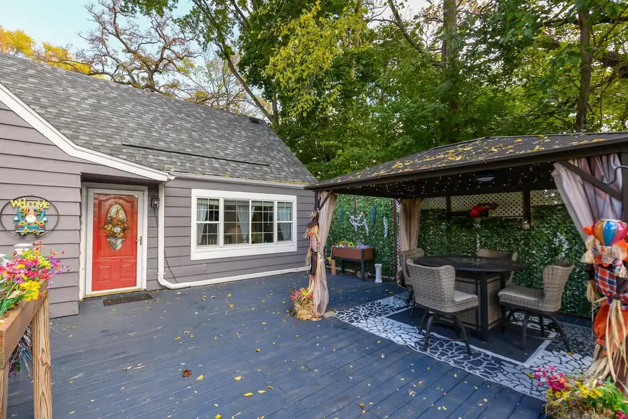 317 Delafield STREET, Waukesha, WI 53188 - #2