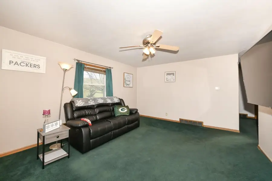 4544 S 49th STREET, Greenfield, WI 53220 - #2