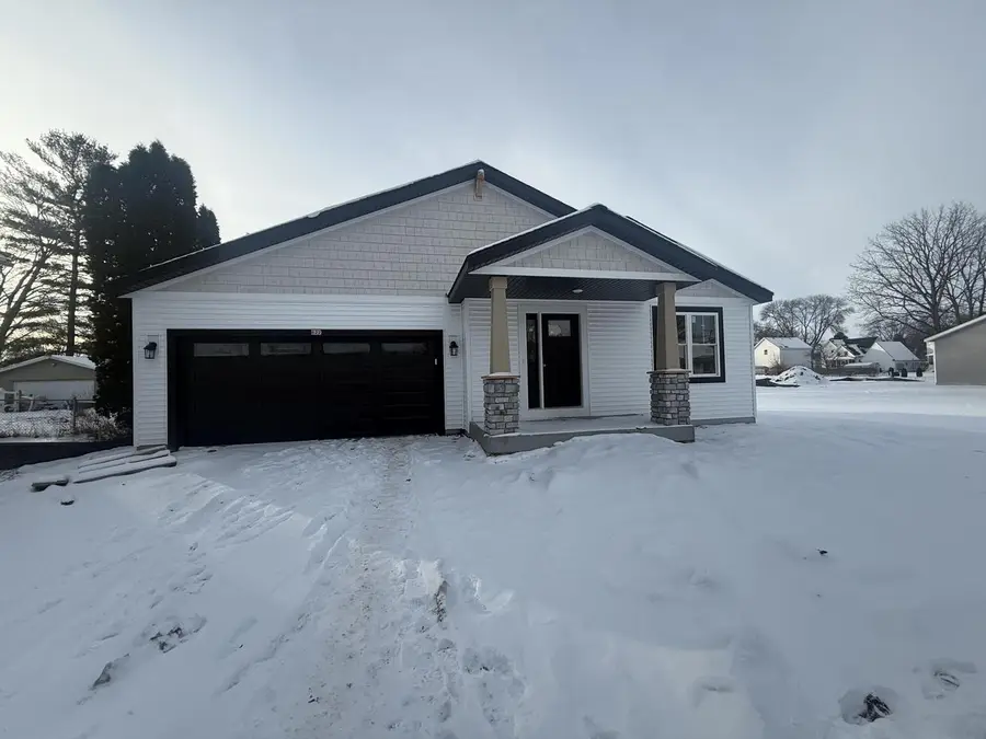 622 Maple STREET, Fort Atkinson, WI 53538 - #3