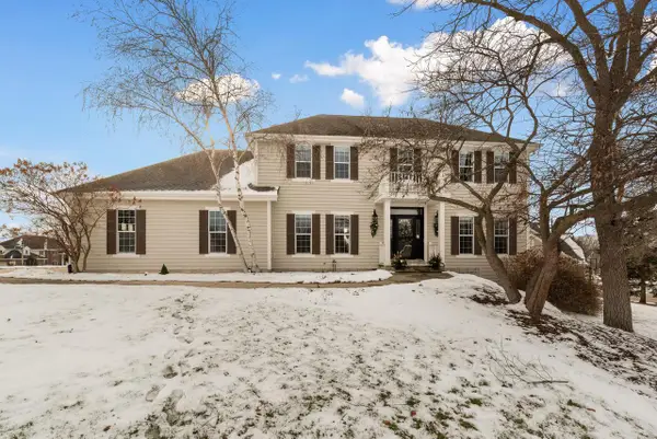 N29W26151 Coachman DRIVE, Pewaukee, WI 53072