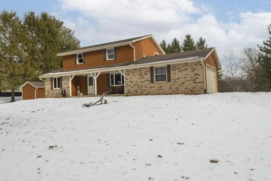 S36W28308 Quail RUN, Waukesha, WI 53189 - Image #2