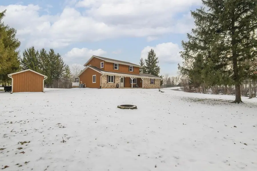 S36W28308 Quail RUN, Waukesha, WI 53189 - Image #3