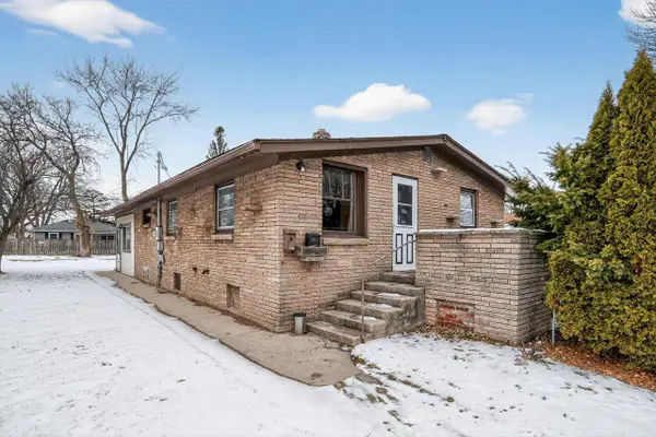 3312 1st AVENUE, Racine, WI 53402