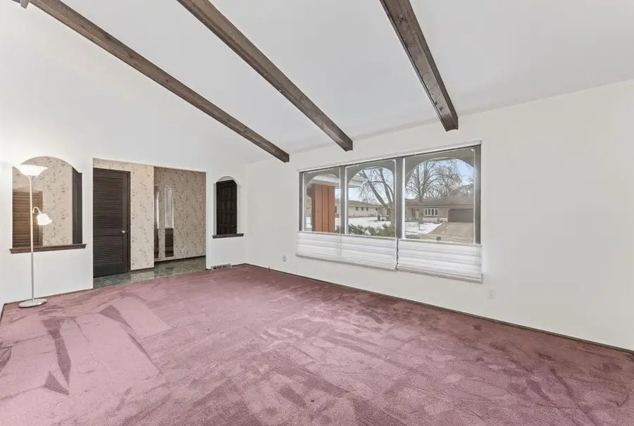 7701 S Pine AVENUE, Oak Creek, WI 53154 - Image #2