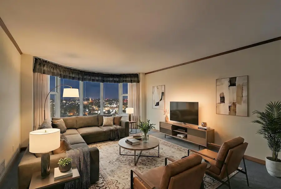 2525 S Shore DRIVE #11B, Milwaukee, WI 53207 - Image #3