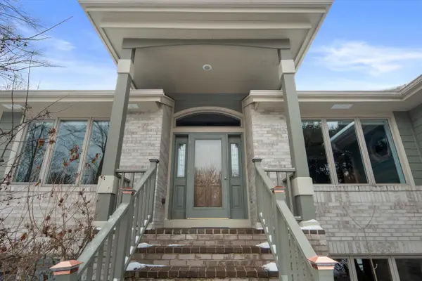 N93W25145 Bittersweet DRIVE, Sussex, WI 53089