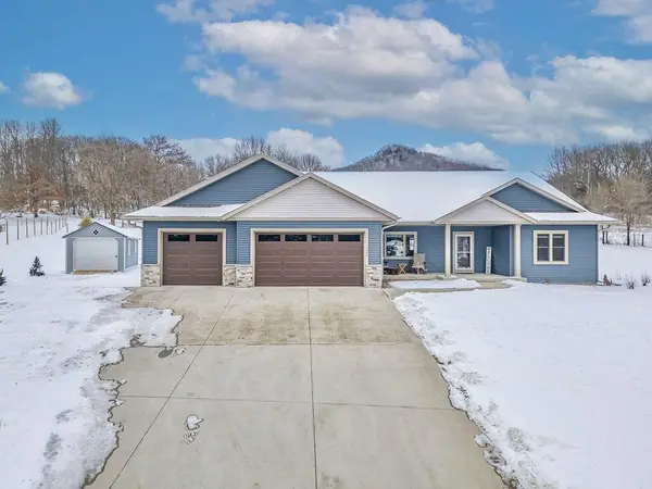 W7306 Sylvester ROAD, Holmen, WI 54636