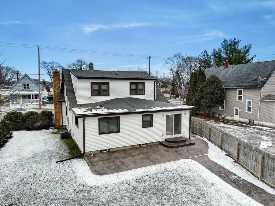 412 N Chicago AVENUE, South Milwaukee, WI 53172 - #3