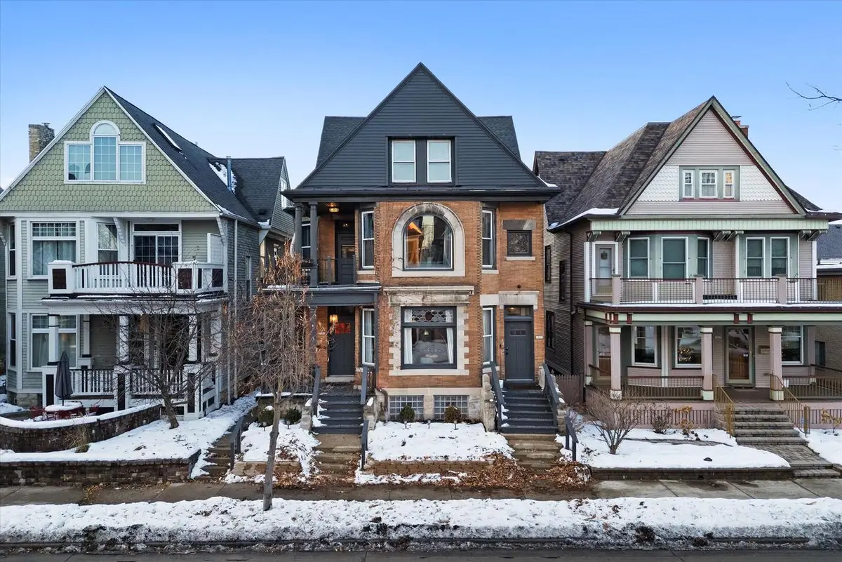 1923 N Oakland AVENUE #1925, Milwaukee, WI 53202 - Image #1