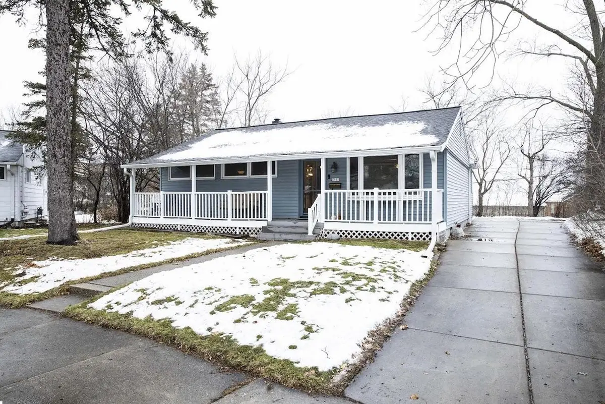 6101 W Burdick AVENUE, Milwaukee, WI 53219 - #1