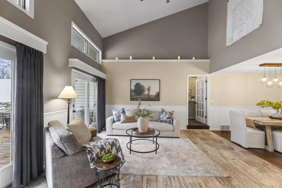 909 York Imperial DRIVE, Oconomowoc, WI 53066 - Image #3