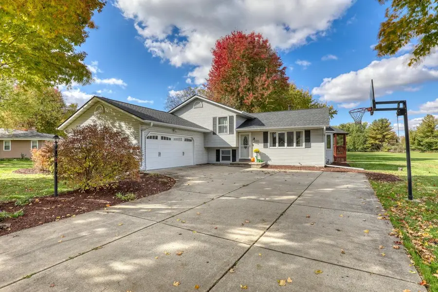 W355N5745 Lisbon ROAD, Oconomowoc, WI 53066 - Image #2