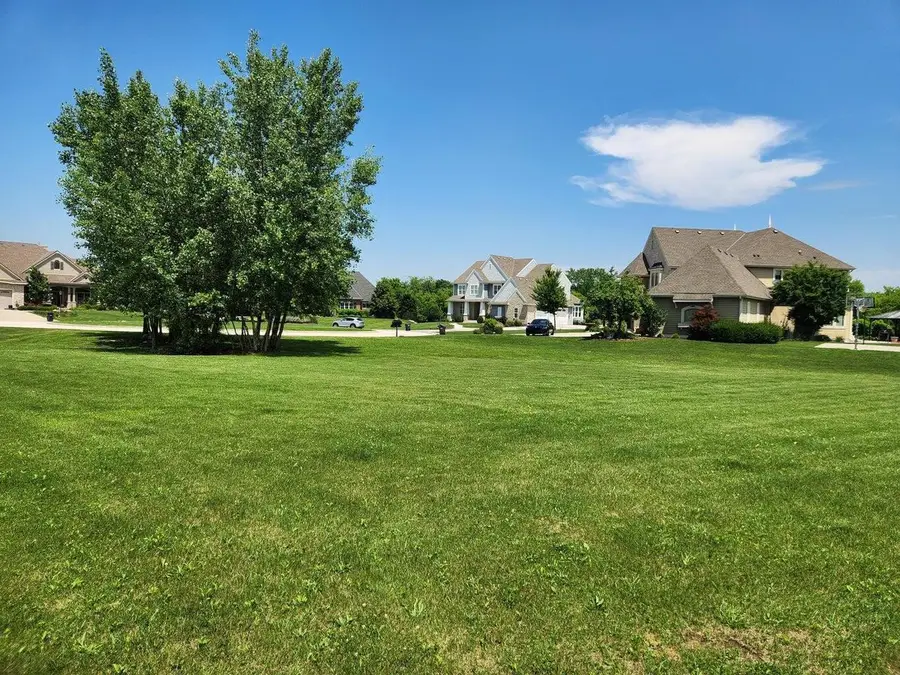 N19W24667 RIVER EDGE COURT, Pewaukee, WI 53072 - #2