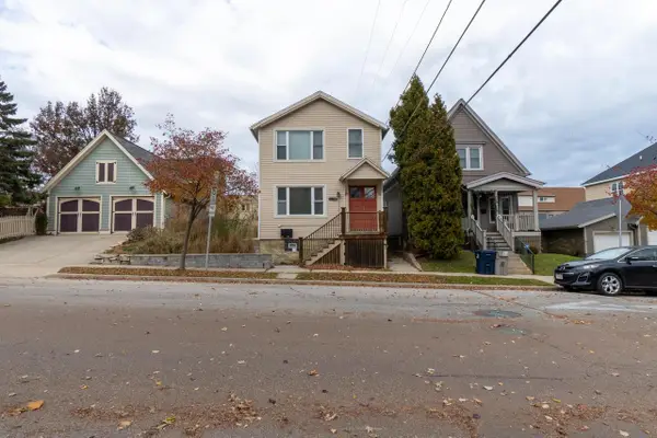 216 E Brown STREET, Milwaukee, WI 53212