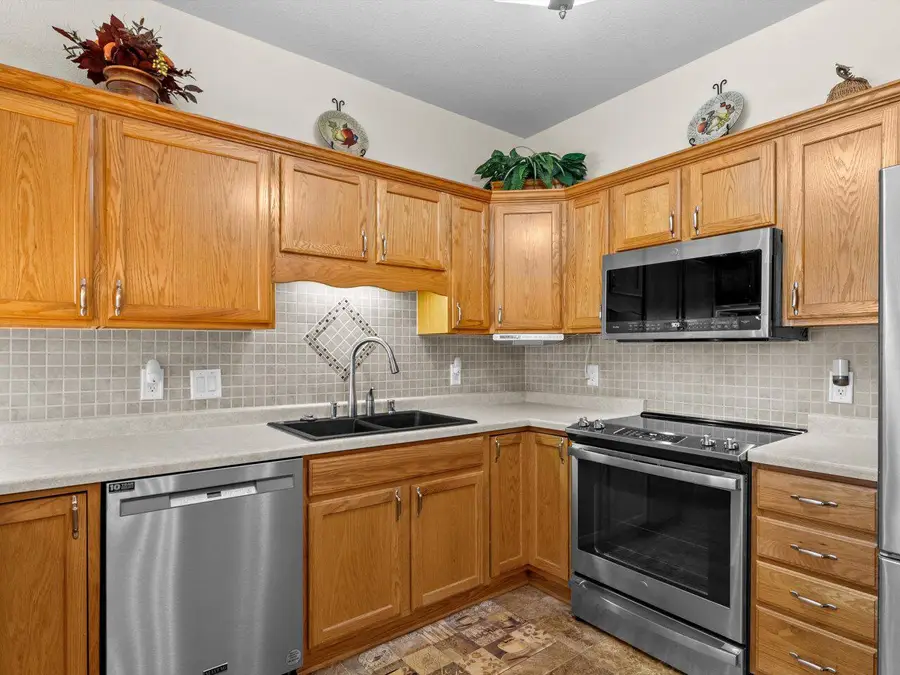 4026 Hazelnut COURT, Sheboygan, WI 53081 - #3