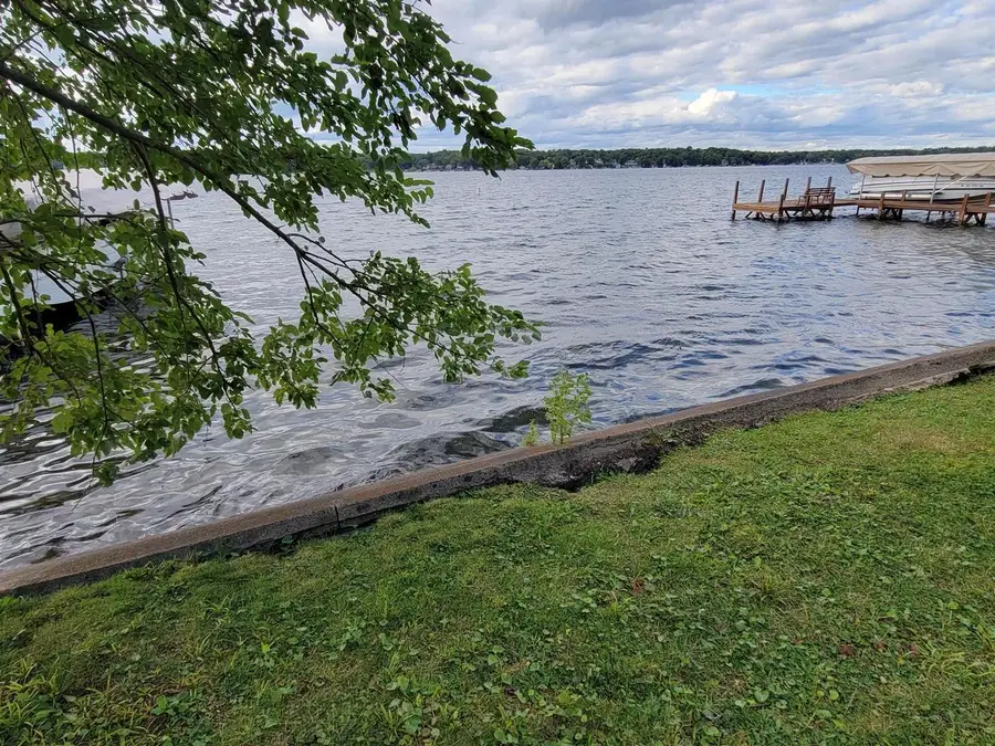 3505 SOUTH SHORE DRIVE, Delavan, WI 53115 - #2