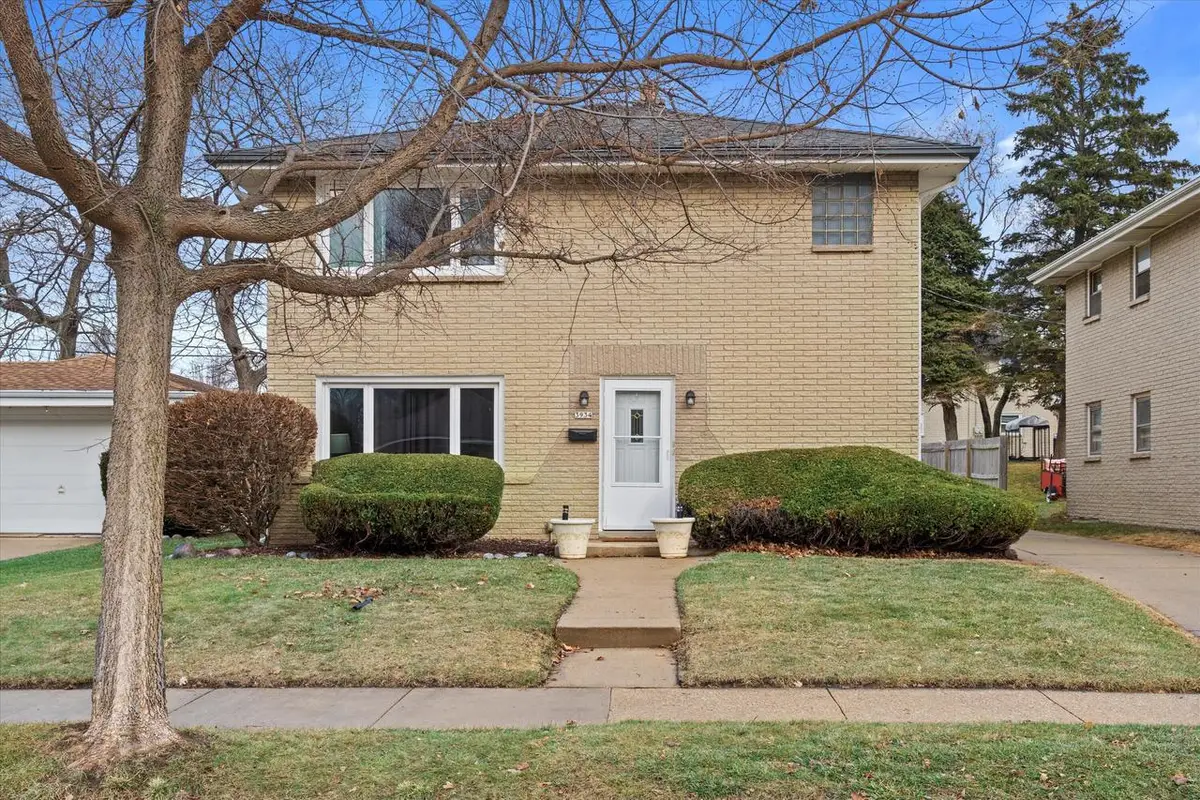 3934 E Adams AVENUE, Cudahy, WI 53110 - Image #1