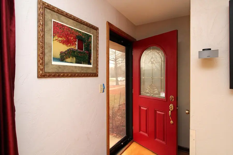 8028 W Van Beck AVENUE, Milwaukee, WI 53220 - Image #3