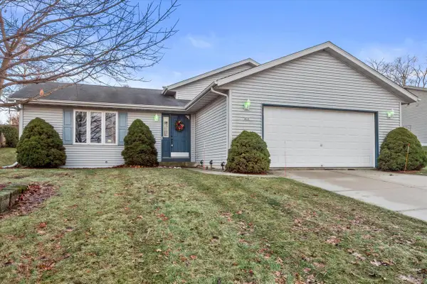 833 Mallinger DRIVE, Port Washington, WI 53074