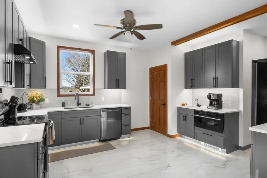 N9897 State Road 175, Lomira, WI 53048 - #2