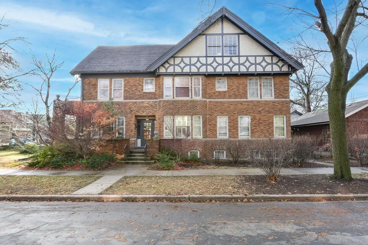 4907 W Vine STREET, Milwaukee, WI 53208 - #1