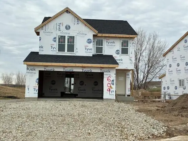 609 Belmont DRIVE, Watertown, WI 53094